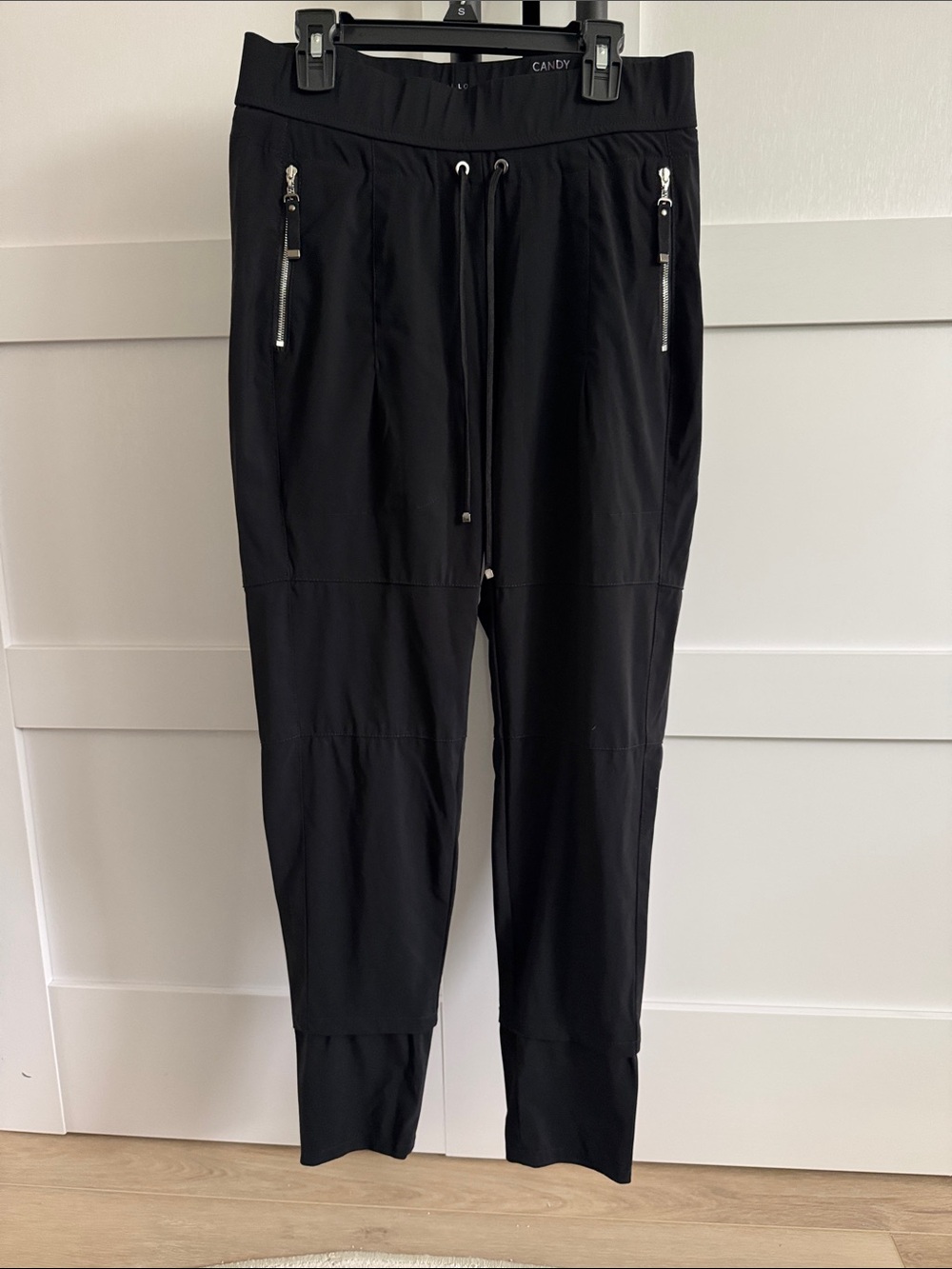 RAFFAELLO ROSSI candy Black Drawstring Jogger Pants with Zip Pockets